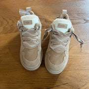 UGG Lowmel Sand (Women's) Sneakable