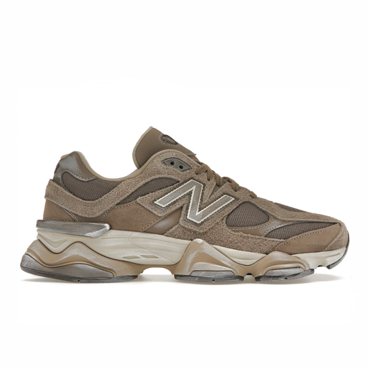 New Balance 9060
Mushroom Timberwolf